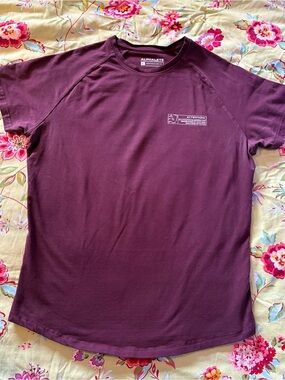 Alphalete performance fit Learn More Dream More Be More maroon tee M 29x22 EUC